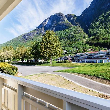 Hotel Loenfjord Лоен Екстер'єр фото