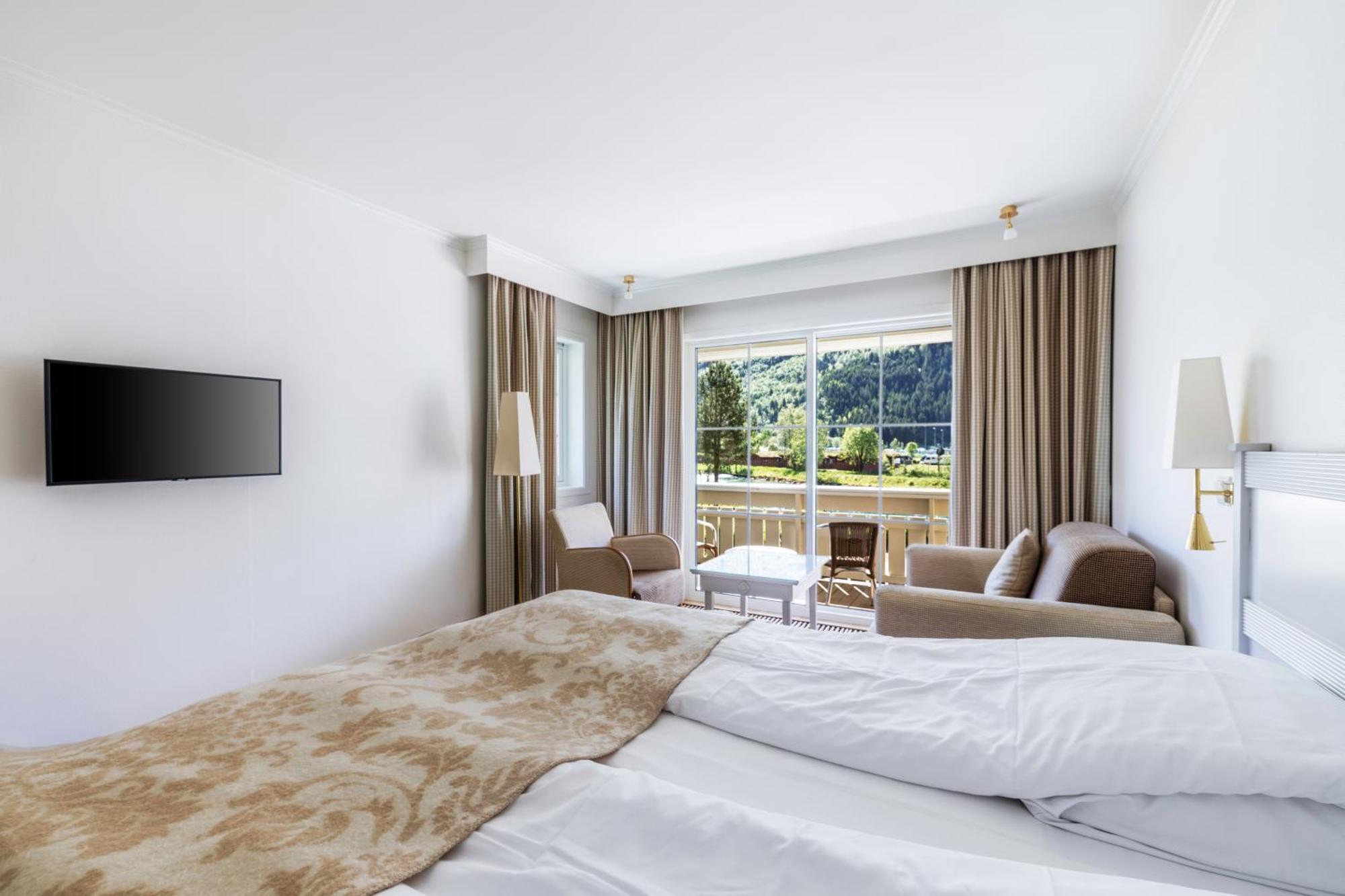 Hotel Loenfjord Лоен Екстер'єр фото