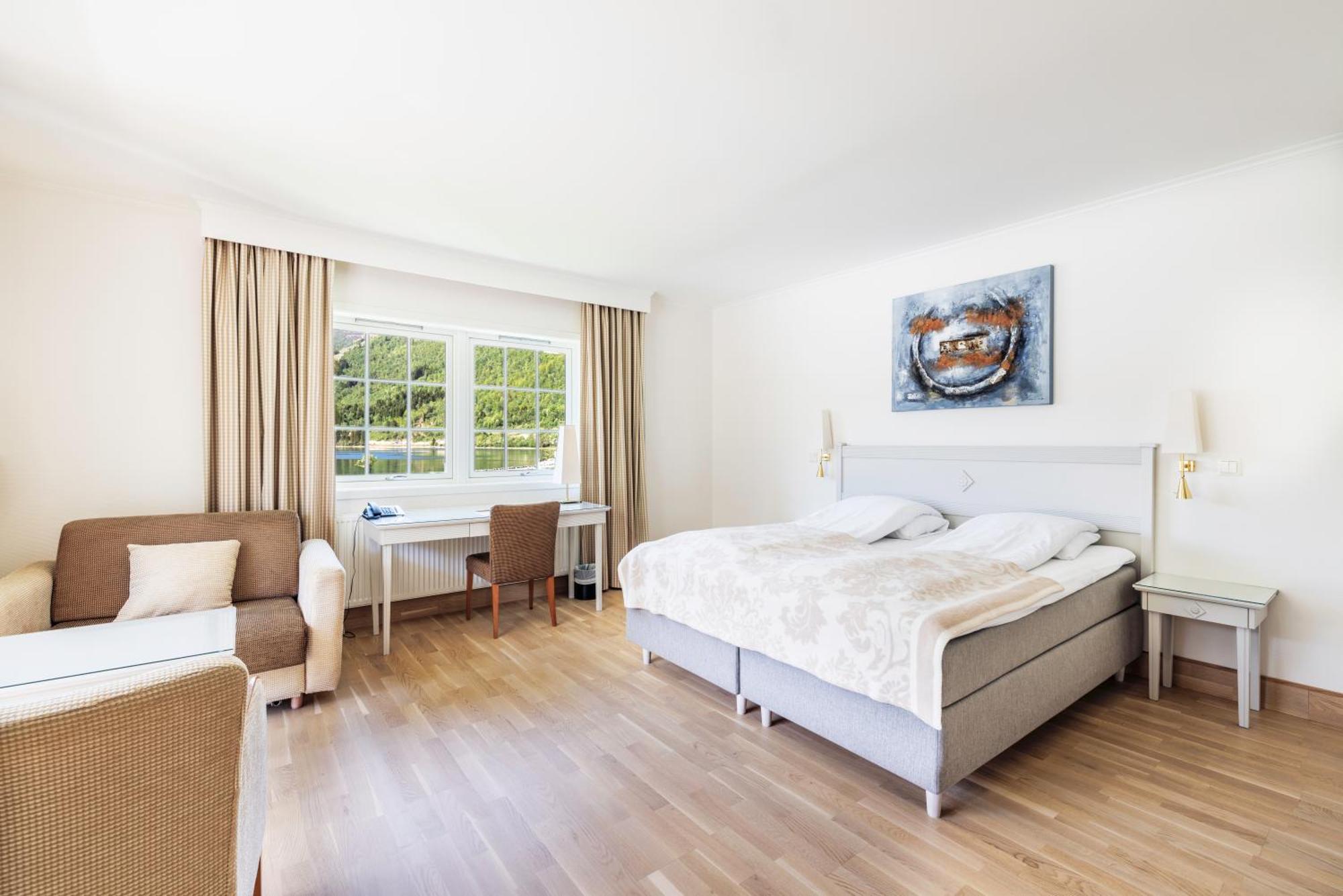 Hotel Loenfjord Лоен Екстер'єр фото
