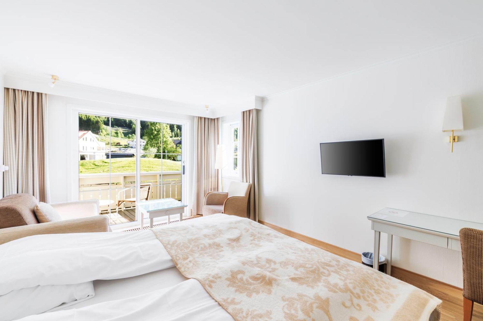 Hotel Loenfjord Лоен Екстер'єр фото