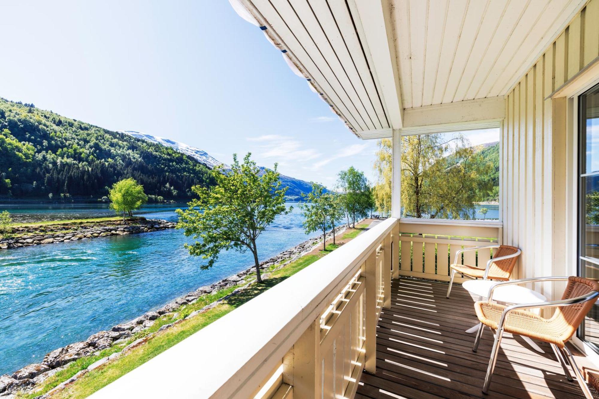 Hotel Loenfjord Лоен Екстер'єр фото