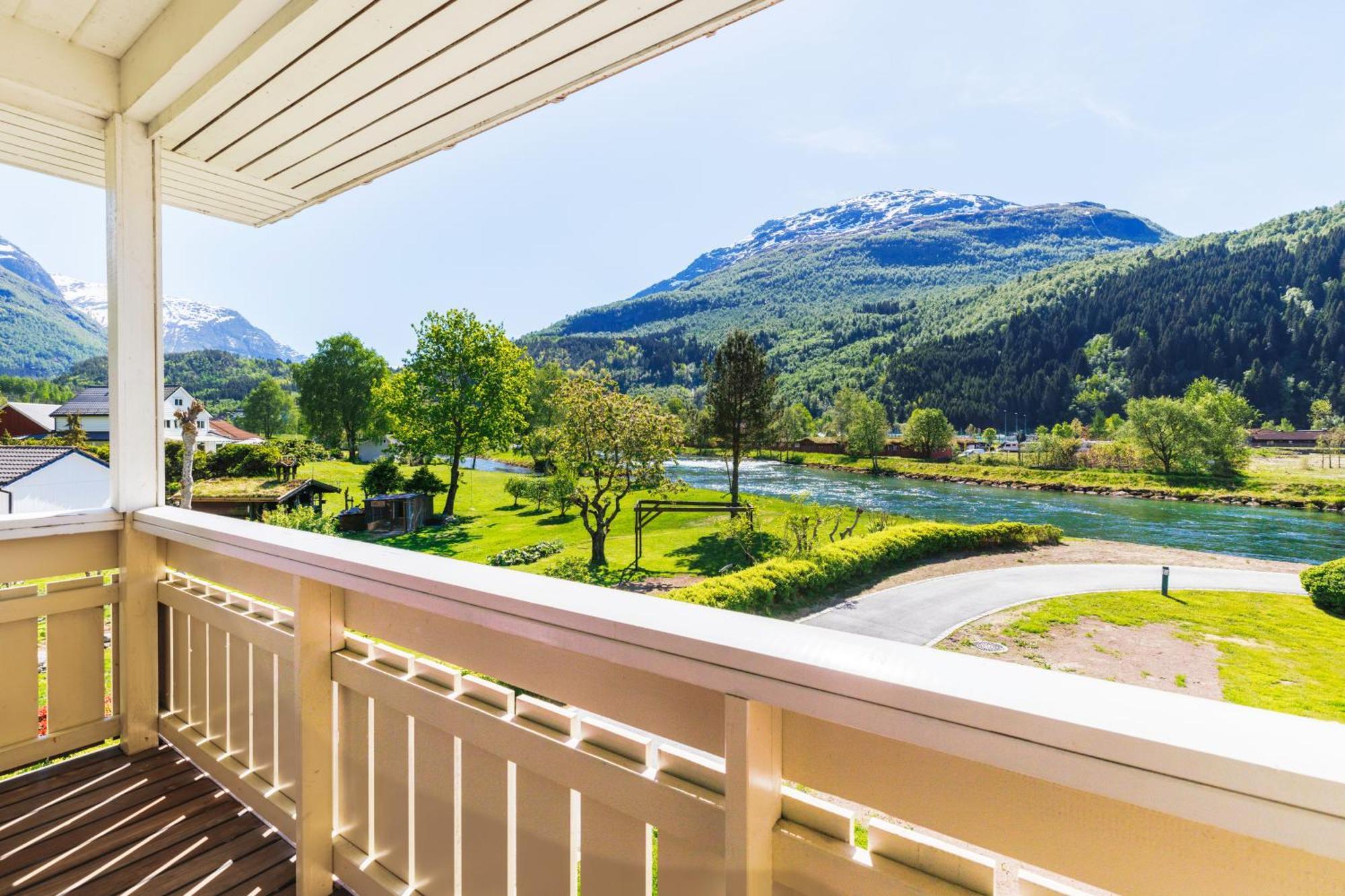 Hotel Loenfjord Лоен Екстер'єр фото